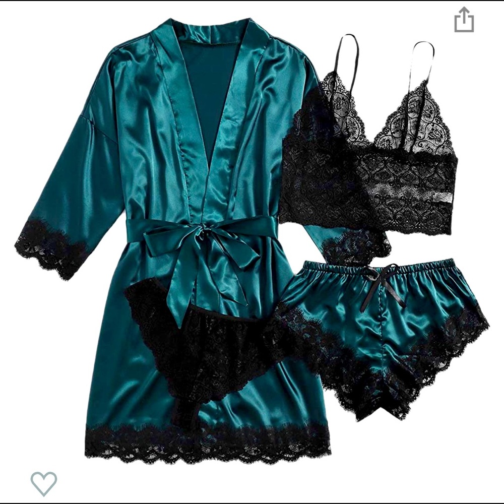4 set robe underwear shorts and bra